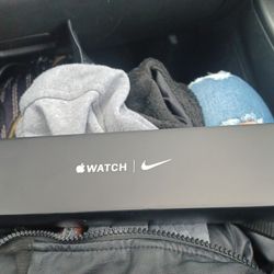 New Apple NIKE WATCH