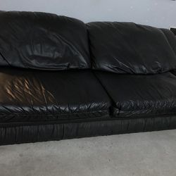 Slouch Style Couch Set