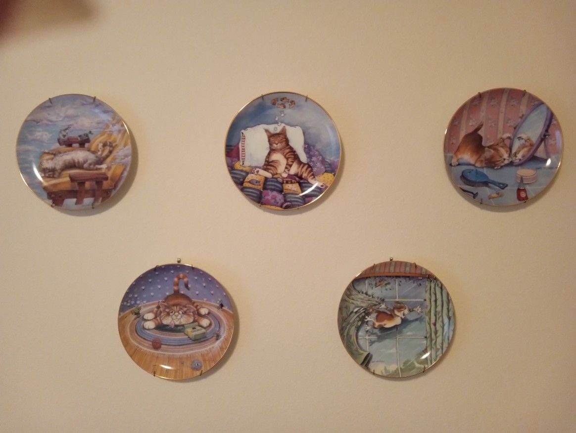 Danbury Mint Comical Cats Collector Plate Set Of 8