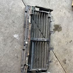2019 2023 Chevy Silverado Grill Shutter