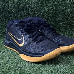 Pick up today, Nike Kobe A.D Mid shoe/sneaker