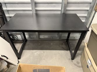 Black Wooden Table
