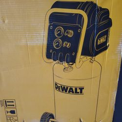 NEW DeWalt 15 Gallon Portable Electric Air Compressor 1.6 HP Electric Engine 225 PSI