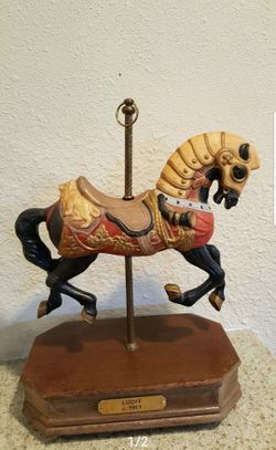 Musical horse