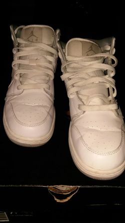 Jordan 1's white