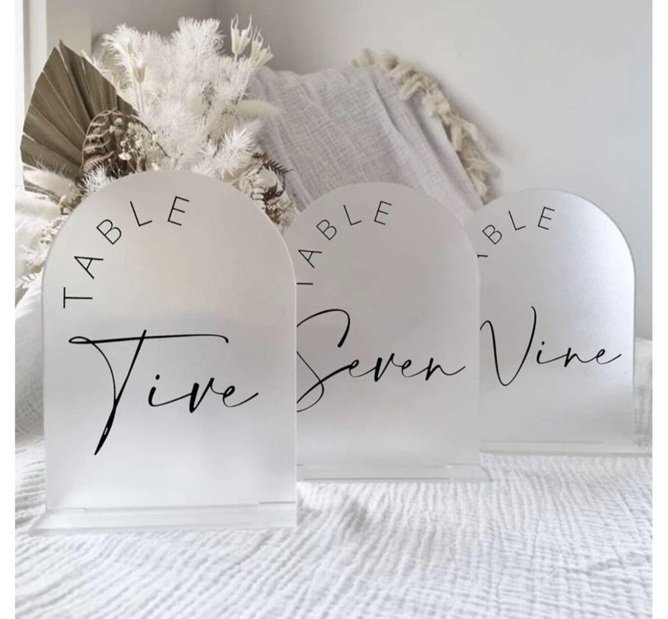 15pcs White Arch Sign with Stand, 5"x7" Arch Table Number Holders(Numbers 1-15)