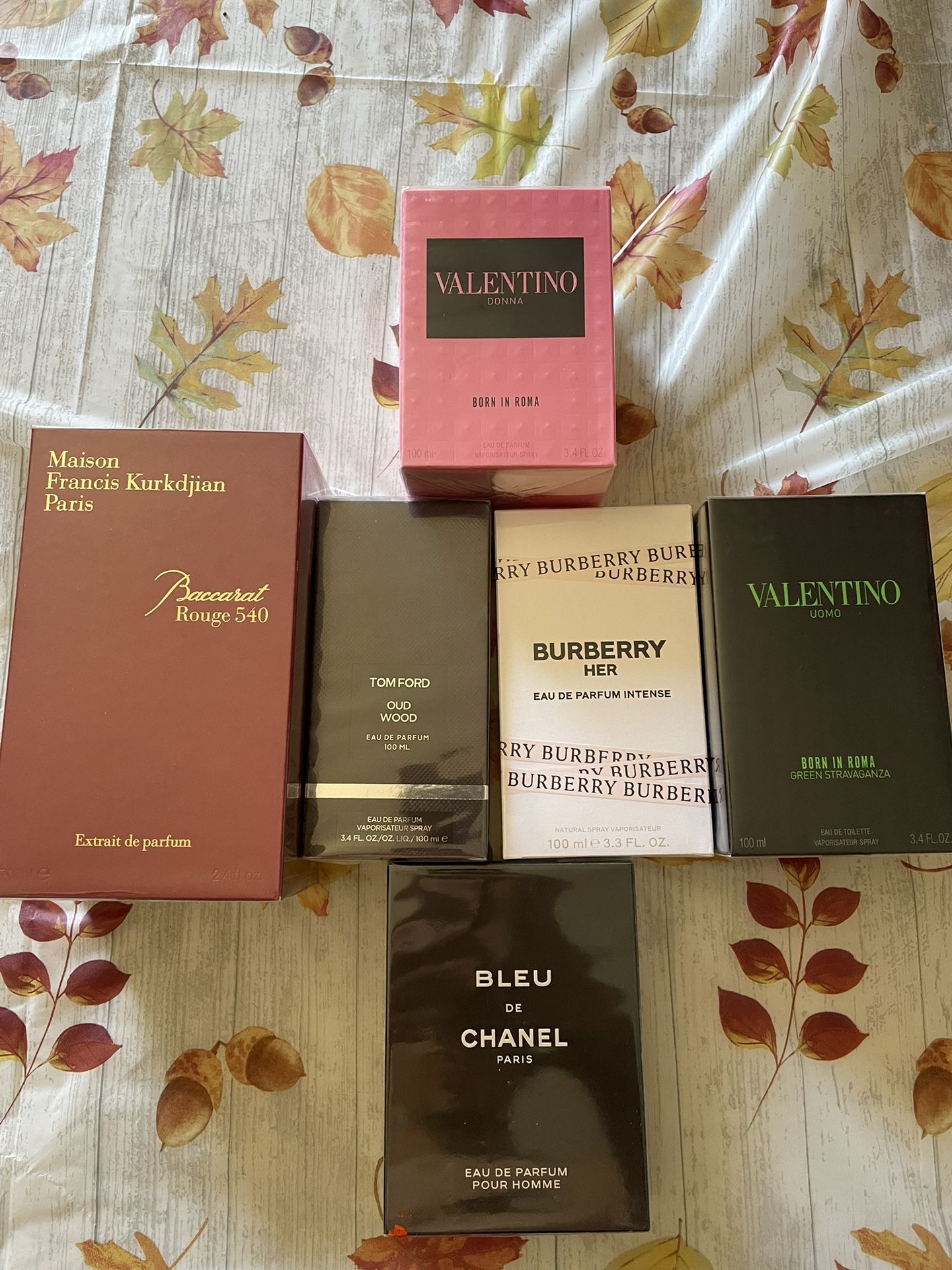 Colognes And Perfumes 