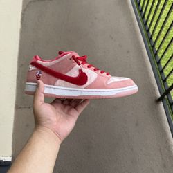 Nike Strange Love Sb Dunk Low 