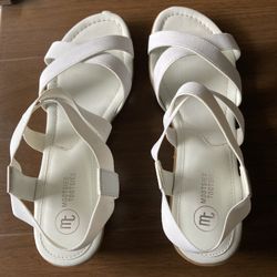 Womans White Sandals, Size 8.5, New