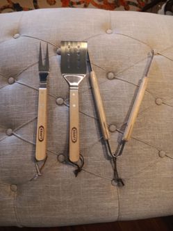 3 piece Kraft BBQ Set $10
