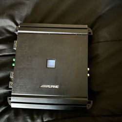 Alpine V powered amp 500 class D