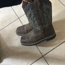 Brazos Steel Tow Boots Never Worn 