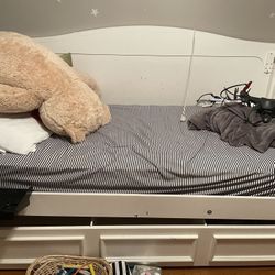 Teen Day Bed