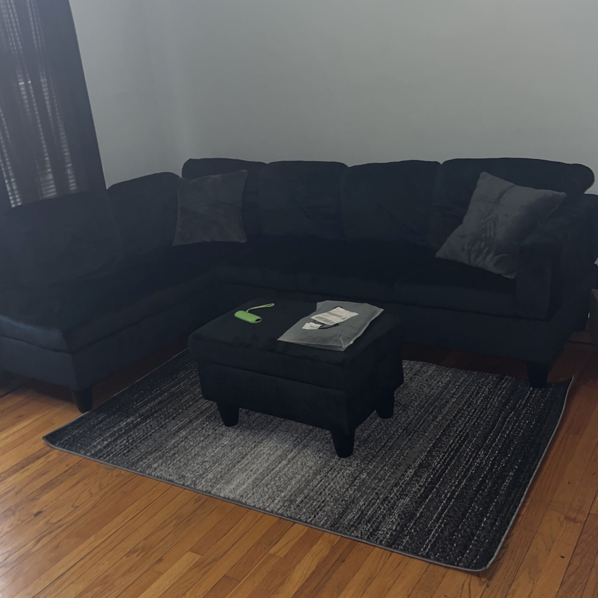 Black Livingroom Set 