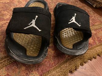 Apex kool men’s Jordan slides size 8