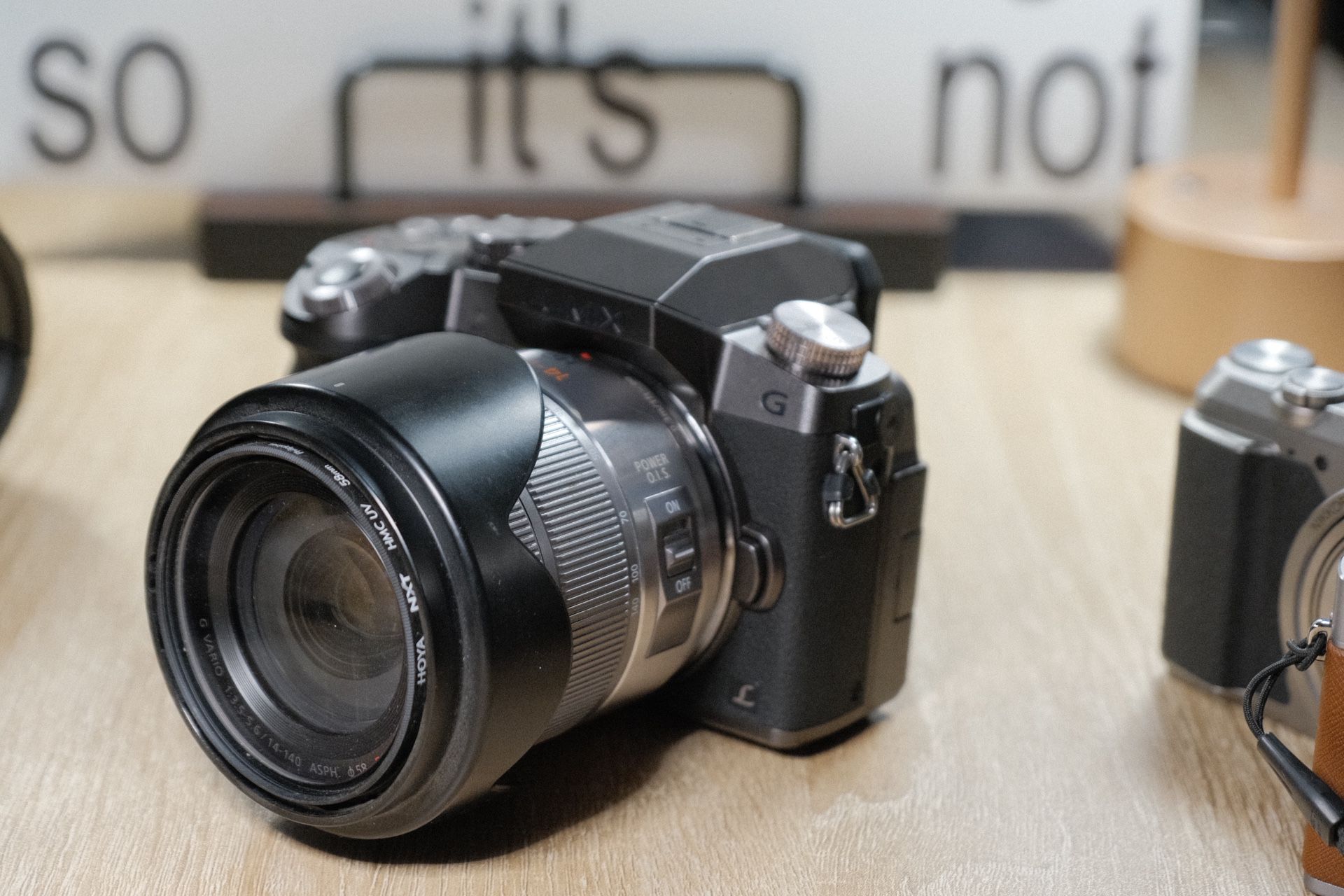 Panasonic Lumix G7 Mirrorless Camera