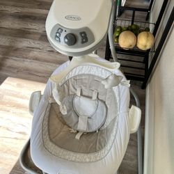 Graco DuetConnect Baby Swing and Bouncer