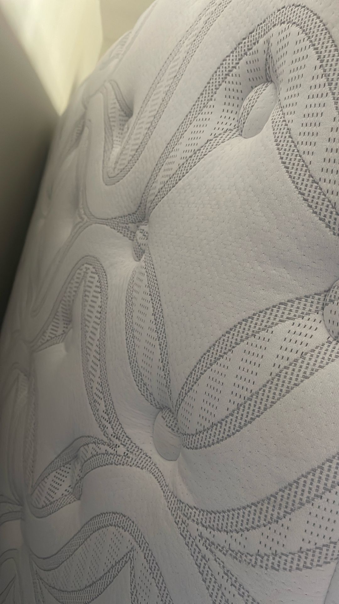 King Hybrid Mattress