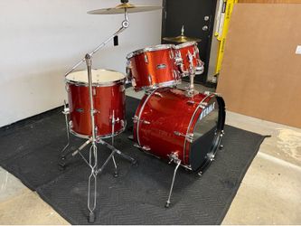 Tama Stagestar 5 piece drumset