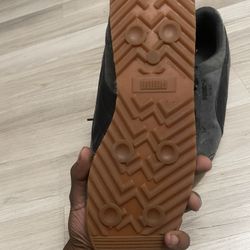 Puma Sneakers