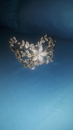 Hermoso tocado para novia ho quinceañera