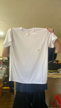 New adult L t shirt