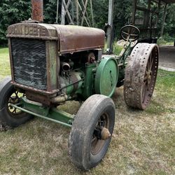John deer tractor