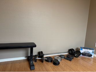 Weight bench with free weights