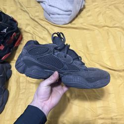 Utility Black Yeezy 500 Size 10