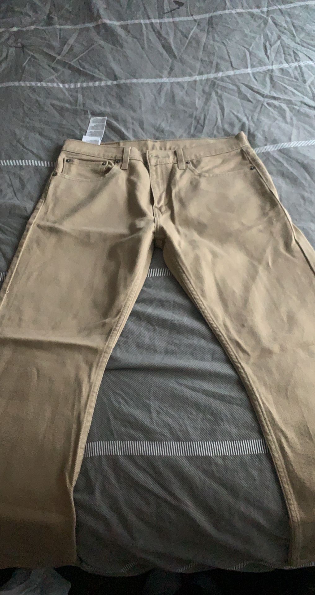NEW LEVI 32x 30