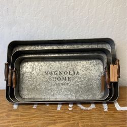 Set Of 3 Serving Trays Magnolias Home brand 