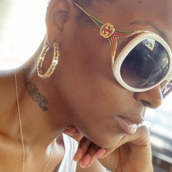 Boss Luxurious Shades 