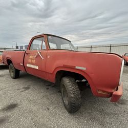 1977 Dodge D200 4x4