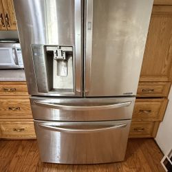 LG Refrigerator Counter Depth