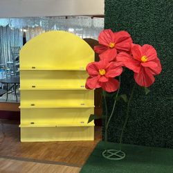 Treat Wall Favor Wall