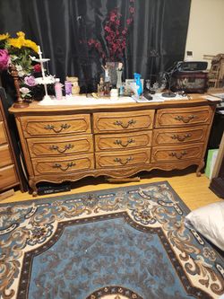 Dresser
