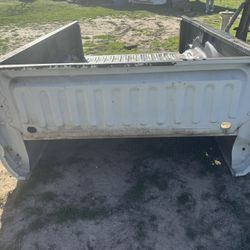 2004 Dodge Ram Dually Bed