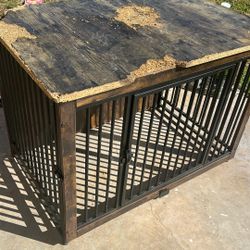 Dog Kennel / Dog Outside / Inside Crate / Must Go Today
