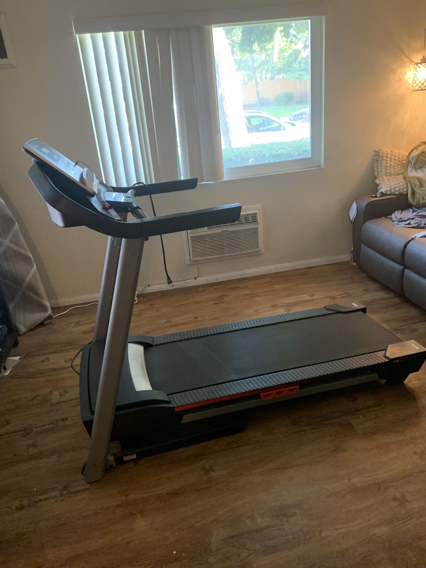 Pro form Treadmill