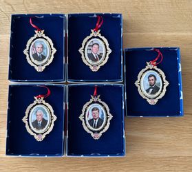 Presidential ornaments