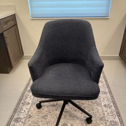 Beautiful, Comfortable Office Chair