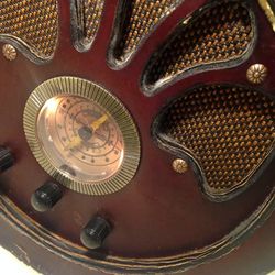 Vintage Divine Am / Fm / Cassette Radio