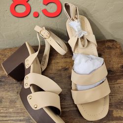 Gorgeous brown heels/ super light and comfy/ size 8.5/$20 cash/ blue diamond & rainbow