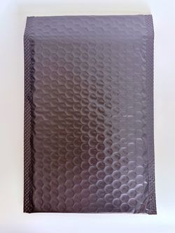 125 - 5 X 8 in. BLACK BUBBLE MAILERS
