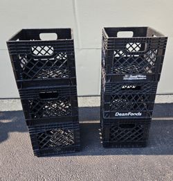 6 Stackable Crates