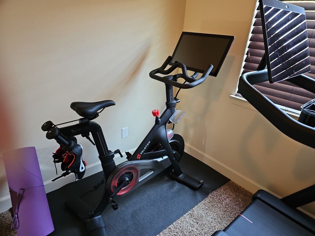 Peloton Bike