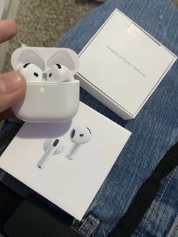 Apple Airpods 4 Wireless Earbuds