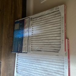 2 Air Filters 