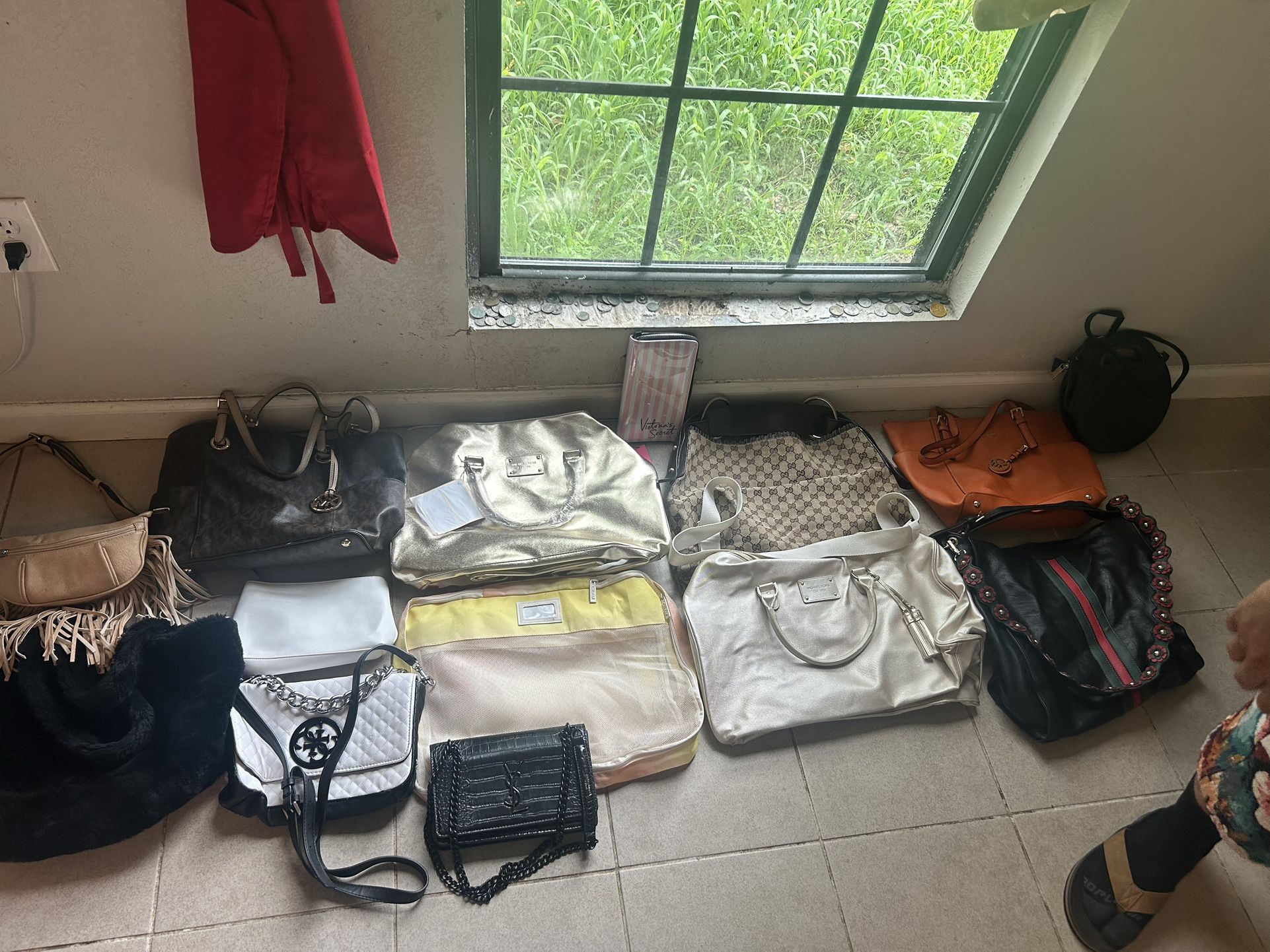 Luxury Purses And Hand Bags