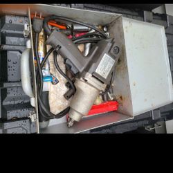 Black/ Decker Impact Electric ( Bull Dog)